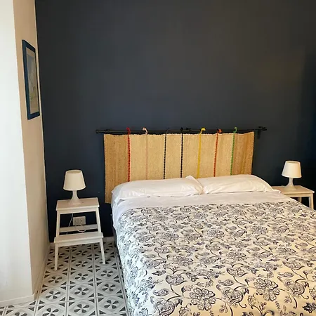 Apartment La Mole Davanti Finestra! *