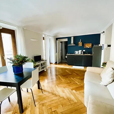 La Mole Davanti Finestra! Apartment *