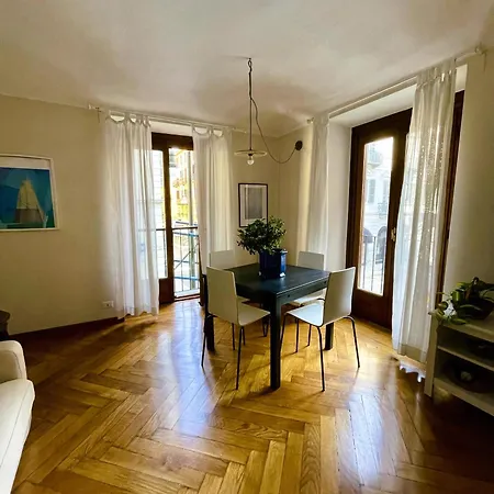 La Mole Davanti Finestra! Turin