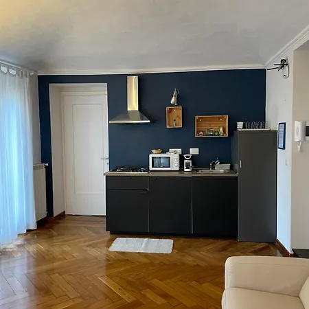 La Mole Davanti Finestra! トリノ